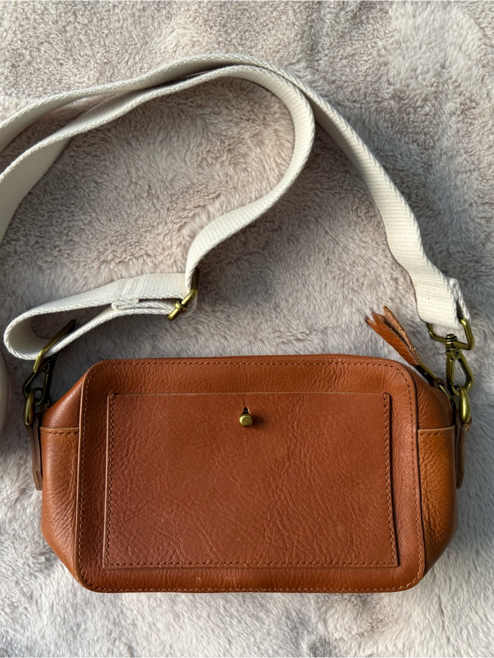 NWT Madewell The Transport Camera Bag English Saddle Leather - Picture 5 of 12